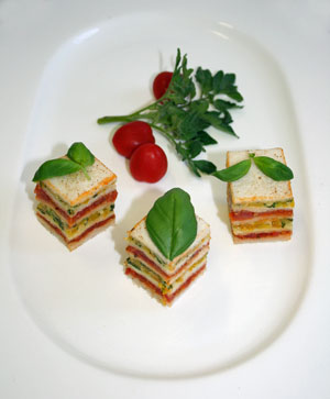 Tomaten-Paprika-Petit-four Tomaten-Paprika-Petit-four
