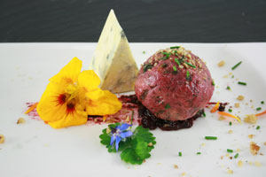 Rote Beete-Gorgonzola-Knödel Rote Beete-Gorgonzola-Knödel